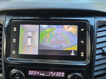 MITSUBISHI SHOGUN SPORT 2.4 Shogun Sport DI-D 4 Auto 4WD 5dr