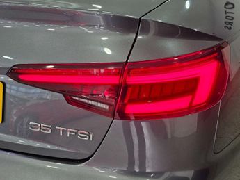 AUDI A4 2.0 A4 S Line 35 TFSI Semi-Auto 4dr