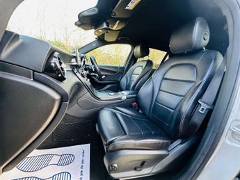 MERCEDES-BENZ GLC 2.0 GLC 250 AMG Line 4Matic Auto 4WD 5dr
