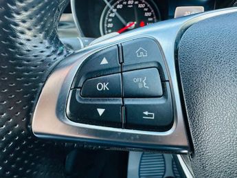 MERCEDES-BENZ GLC 2.0 GLC 250 AMG Line 4Matic Auto 4WD 5dr