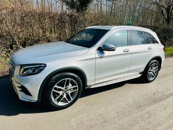 MERCEDES-BENZ GLC 2.0 GLC 250 AMG Line 4Matic Auto 4WD 5dr