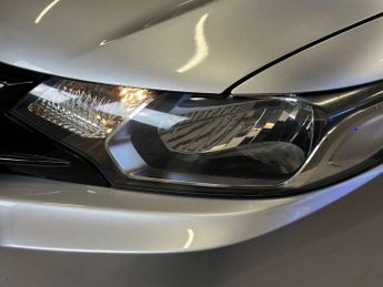 HONDA JAZZ 1.3 Jazz SE i-VTec CVT 5dr