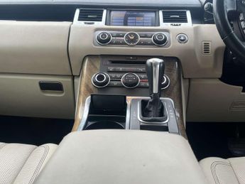 Land Rover RANGE ROVER SPORT 3.0 Range Rover Sport HSE TDV6 Auto 4WD 5dr