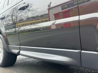 Land Rover RANGE ROVER SPORT 3.0 Range Rover Sport HSE TDV6 Auto 4WD 5dr