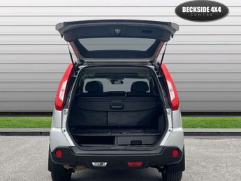 Nissan X-TRAIL 2.0 X-Trail Tekna dCi Auto 4WD 5dr