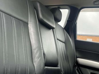 Nissan X-TRAIL 2.0 X-Trail Tekna dCi Auto 4WD 5dr