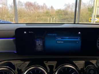 MERCEDES-BENZ CLA 1.3 CLA 200 AMG Line Premium Auto 4dr