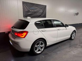 BMW 1 SERIES 1.5 118I Sport Auto 5dr