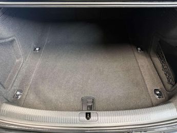 AUDI A4 2.0 A4 Sport Ultra TDI Semi-Auto 4dr