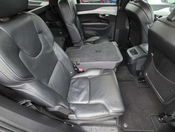 VOLVO XC90 2.0 XC90 Momentum Pro T5 AWD Auto 4WD 5dr