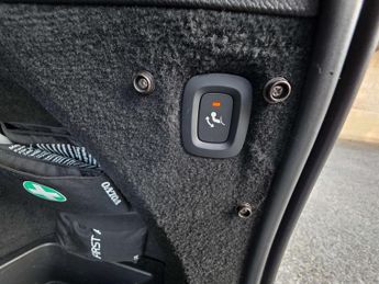 VOLVO XC90 2.0 XC90 Momentum Pro T5 AWD Auto 4WD 5dr