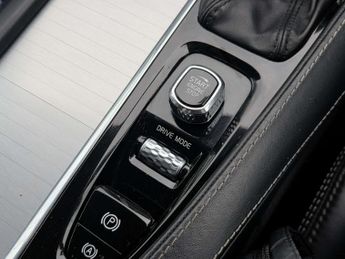 VOLVO XC90 2.0 XC90 Momentum Pro T5 AWD Auto 4WD 5dr