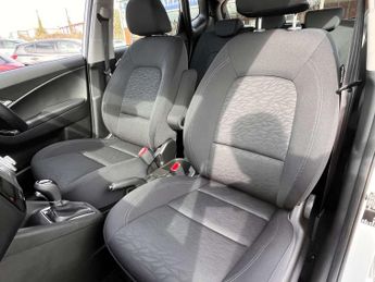 HYUNDAI IX20 1.6 ix20 SE Nav MPI Auto 5dr