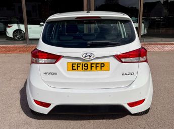HYUNDAI IX20 1.6 ix20 SE Nav MPI Auto 5dr