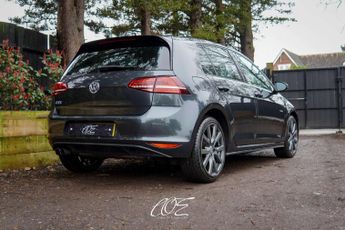 VOLKSWAGEN GOLF 1.4 Golf GTE Semi-Auto 5dr