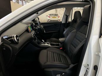 MG HS 1.5 MG HS Exclusive PHEV Auto 5dr