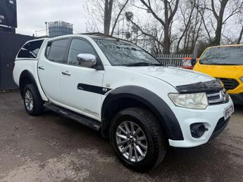 Mitsubishi L200 2.5 L200 Trojan Black Double Cab DI-D 4x4 4WD 5dr