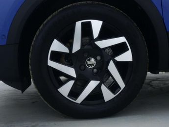 VAUXHALL Mokka Electric 50kWh Elite Nav Premium SUV 5dr Electric Auto (136 ps)