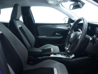 VAUXHALL Mokka Electric 50kWh Elite Nav Premium SUV 5dr Electric Auto (136 ps)