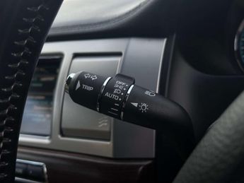 JAGUAR XF 2.2 XF Luxury D Auto 4dr