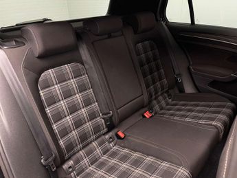 Volkswagen GOLF 2.0 Golf GTD TDI Semi-Auto 5dr