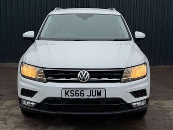 Volkswagen TIGUAN 2.0 Tiguan SE Nav TDI BlueMotion Technology 4Motion Semi-Auto 4W