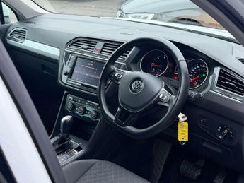 Volkswagen TIGUAN 2.0 Tiguan SE Nav TDI BlueMotion Technology 4Motion Semi-Auto 4W