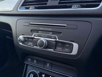 AUDI Q3 2.0 Q3 SE TDI Quattro Semi-Auto 4WD 5dr