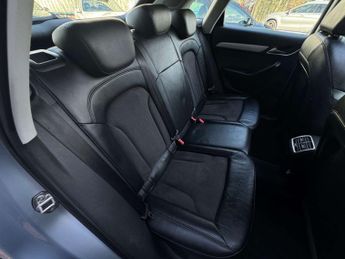 AUDI Q3 2.0 Q3 SE TDI Quattro Semi-Auto 4WD 5dr