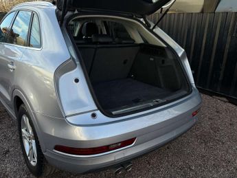 AUDI Q3 2.0 Q3 SE TDI Quattro Semi-Auto 4WD 5dr