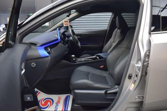 Toyota C-HR 1.8 C-HR-Dynamic HEV CVT 5dr