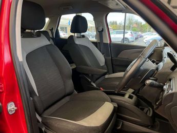 CITROEN C4 PICASSO 1.6 C4 Picasso VTR+ e-HDi Semi-Auto 5dr