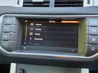LAND ROVER RANGE ROVER EVOQUE 2.0 Range Rover Evoque SE Tech TD4 Auto 4WD 5dr