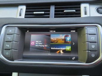 LAND ROVER RANGE ROVER EVOQUE 2.0 Range Rover Evoque SE Tech TD4 Auto 4WD 5dr