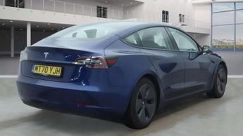 TESLA MODEL 3 Model 3 Standard Range + 4dr