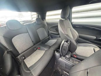 MINI HATCH Cooper S Electric Level 2 3dr