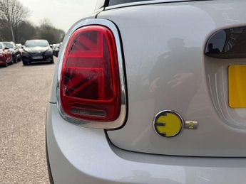 MINI HATCH Cooper S Electric Level 2 3dr