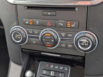 Land Rover DISCOVERY 3.0 Discovery Graphite SDV6 Auto 4WD 5dr