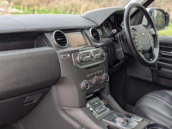 Land Rover DISCOVERY 3.0 Discovery Graphite SDV6 Auto 4WD 5dr