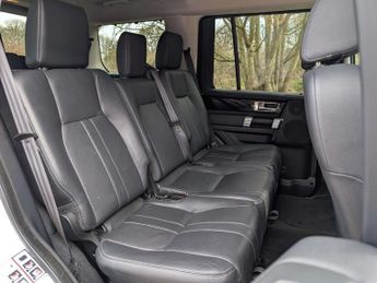 Land Rover DISCOVERY 3.0 Discovery Graphite SDV6 Auto 4WD 5dr