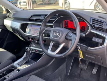 AUDI Q3 1.5 Q3 Sport 35 TFSI Semi-Auto 5dr