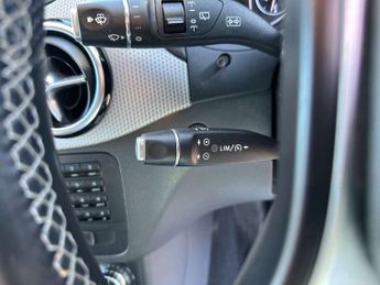 MERCEDES-BENZ B-CLASS 1.5 B180 Sport CDi BlueEfficiency Auto 5dr