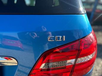 MERCEDES-BENZ B-CLASS 1.5 B180 Sport CDi BlueEfficiency Auto 5dr