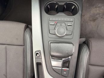 Audi A4 2.0 A4 S Line TDI Semi-Auto 5dr
