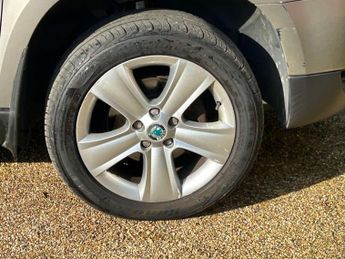 Skoda YETI 2.0 Yeti SE TDI CR 4x4 Semi-Auto 4WD 5dr