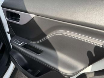 Jaguar F-PACE 2.0 F-Pace R-Sport AWD D Auto 4WD 5dr