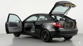 MERCEDES C-CLASS 1.8 C180 Kompressor SE Auto 3dr