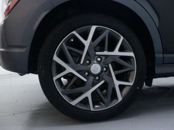 HYUNDAI KONA 1.6 h-GDi Ultimate SUV 5dr Petrol Hybrid DCT Euro 6 (s/s) (141 p