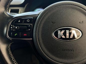 KIA NIRO 1.6 Niro 2 Semi-Auto 5dr
