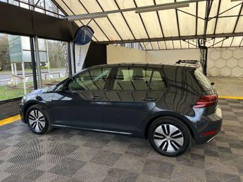 VOLKSWAGEN GOLF e-Golf 5dr